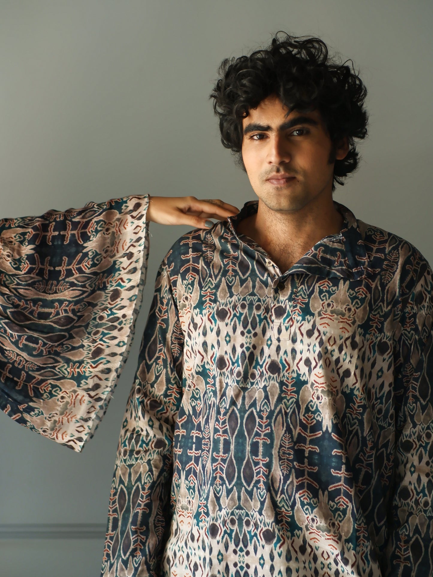 Ikkat Offbeat collar Kurta